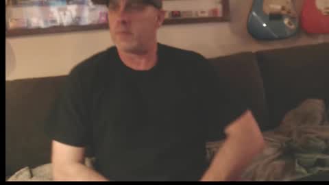 Snapshot of coconut13 chatting on October 24, 2:52 am coconut13 online show from October 24, 2:52 am