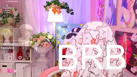 Mia online show from December 28, 12:15 am