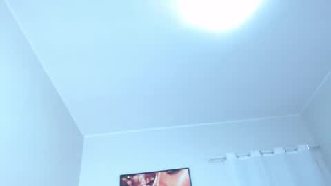 Snapshot of coconutt_oil chatting on February 22, 9:08 am coconutt_oil online show from February 22, 9:08 am