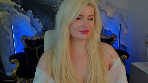 Snapshot of cocosecretss chatting on February 5, 7:39 am onlyfans amyleyy online show from February 5, 7:39 am