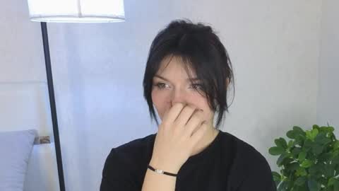 Kim online show from May 24, 6:18 am
