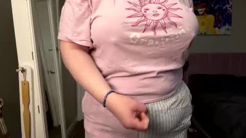 Snapshot of codieraye chatting on February 20, 5:15 am TheGoddessCodie online show from February 20, 5:15 am