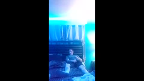 cody0425 online show from June 1, 9:11 am