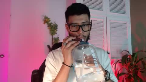 Colby online show from December 3, 7:56 pm