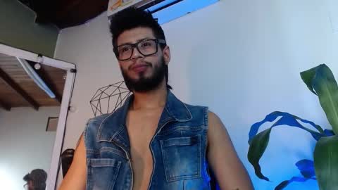 Snapshot of colby_smit chatting on February 7, 8:01 pm Colby online show from February 7, 8:01 pm