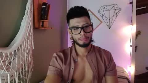 Snapshot of colby_smit chatting on February 11, 7:19 pm Colby online show from February 11, 7:19 pm