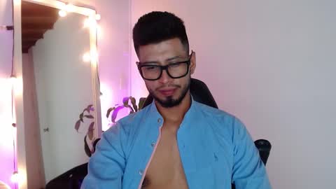 Snapshot of colby_smit chatting on February 13, 12:06 am Colby online show from February 13, 12:06 am