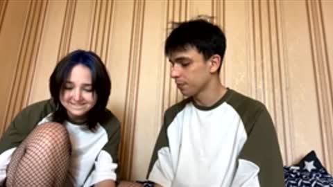 cold_pie14 online show from May 12, 11:51 am