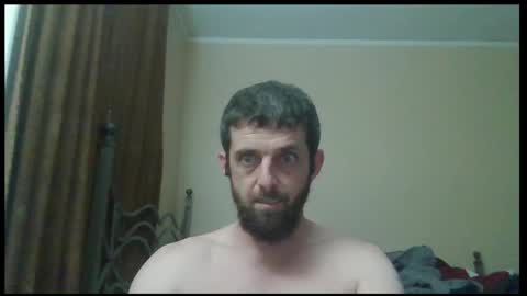 Snapshot of coldchedduh chatting on July 3, 12:06 am coldchedduh online show from July 3, 12:06 am