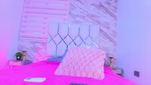 colett online show from May 14, 12:34 pm
