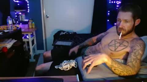 colevan2390 online show from January 8, 7:05 pm