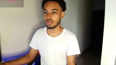 IG  online show from February 15, 12:47 pm