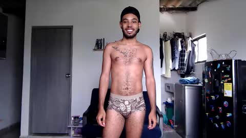 Snapshot of colinlatinbrown chatting on May 18, 3:40 pm IG online show from May 18, 3:40 pm