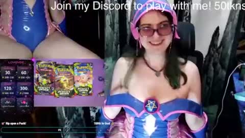 Snapshot of collaredsakura chatting on March 28, 2:33 am Sakura online show from March 28, 2:33 am