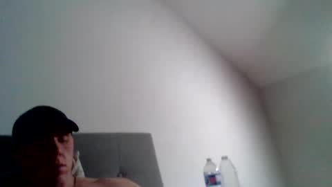 Snapshot of college_muscle chatting on January 6, 3:31 am foreverxshredded online show from January 6, 3:31 am
