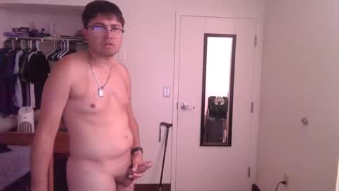 Snapshot of collegeboy2025 chatting on November 10, 5:50 am collegeboy2025 online show from November 10, 5:50 am