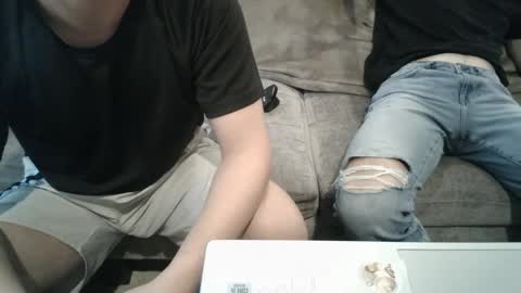 Snapshot of collegebroa chatting on October 3, 8:17 pm collegebroa online show from October 3, 8:17 pm