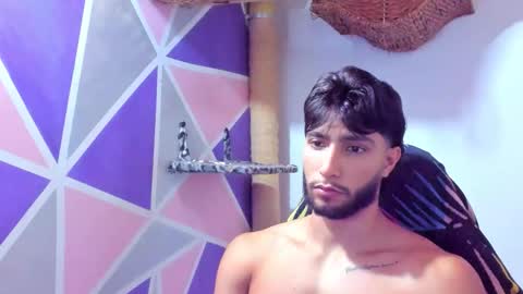 EMMETT COLLINS online show from February 4, 5:24 am