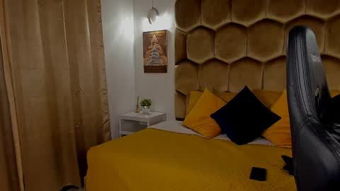 EMMETT COLLINS online show from April 1, 5:19 am