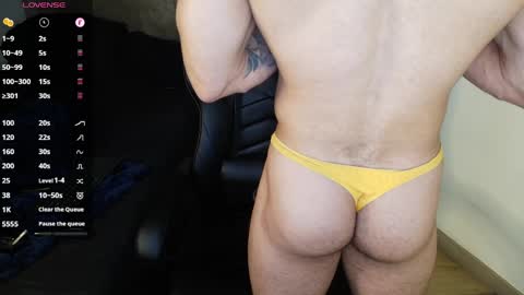 colombianmuscle8 online show from May 27, 3:20 pm