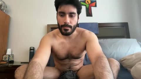 colombianstud94 online show from March 27, 6:18 pm