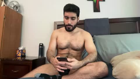 colombianstud94 online show from June 15, 9:39 pm