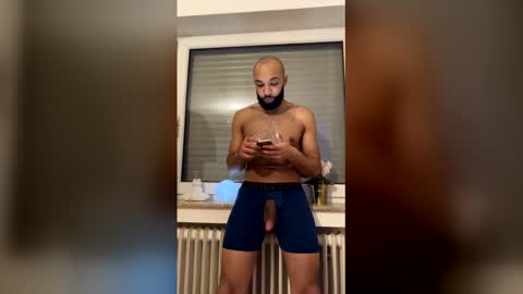 colossalmike online show from February 15, 7:51 am