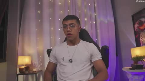 colstorw_ online show from March 20, 10:42 am