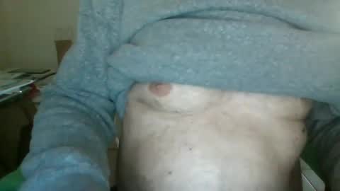 Snapshot of comeonmymouth chatting on December 25, 5:15 pm comeonmymouth online show from December 25, 5:15 pm