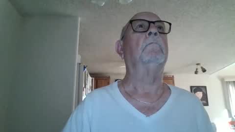 Snapshot of comeonmymouth chatting on January 12, 11:47 pm comeonmymouth online show from January 12, 11:47 pm