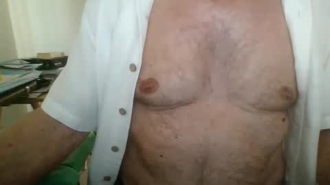 Snapshot of comeonmymouth chatting on September 27, 6:57 pm comeonmymouth online show from September 27, 6:57 pm