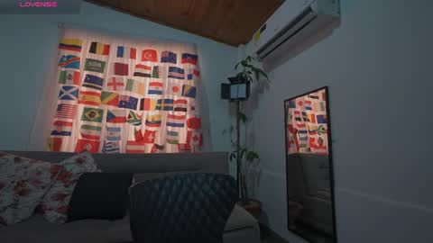 comoculo34 online show from July 16, 4:24 pm