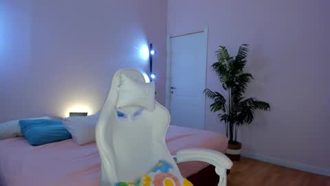 Snapshot of completee_fool chatting on March 2, 1:08 am completee_fool online show from March 2, 1:08 am