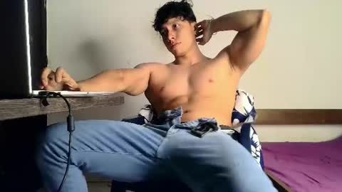 Snapshot of conde2710 chatting on July 29, 9:07 am ELCONDE online show from July 29, 9:07 am