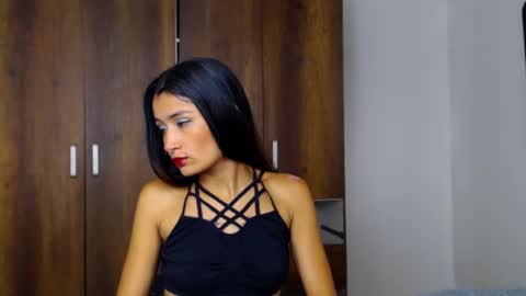 Snapshot of conni_f00x chatting on February 7, 1:01 pm conni_f00x online show from February 7, 1:01 pm