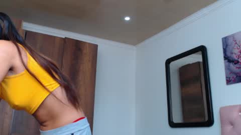 Snapshot of conni_f00x chatting on February 12, 12:33 pm conni_f00x online show from February 12, 12:33 pm