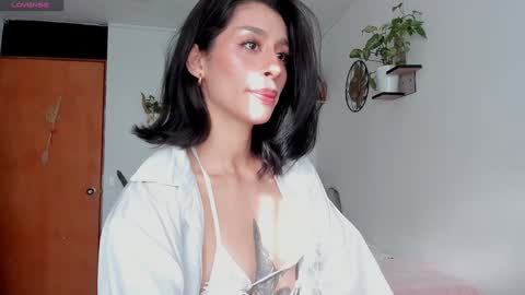 Snapshot of connie_deep chatting on January 6, 1:08 pm connie online show from January 6, 1:08 pm