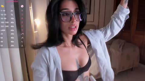 Snapshot of connie_deep chatting on October 8, 9:40 am connie online show from October 8, 9:40 am