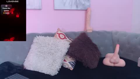 Connie online show from October 8, 8:28 pm