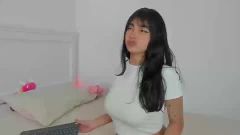 connor_and_angel online show from March 14, 10:15 pm