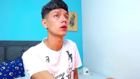 Snapshot of connor_garrett chatting on December 30, 1:14 pm Connor online show from December 30, 1:14 pm