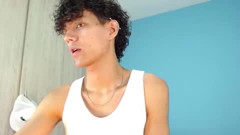 Connor online show from December 17, 12:27 am