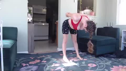 Snapshot of constantcumquest chatting on October 17, 4:31 pm ANR Mommy online show from October 17, 4:31 pm