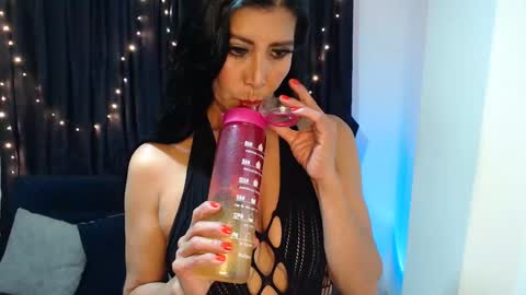 Sofi online show from January 26, 3:38 am