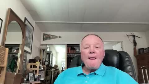 cookoosnest online show from April 4, 9:01 pm