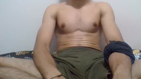 Snapshot of coolboy75289 chatting on September 27, 4:17 am coolboy75289 online show from September 27, 4:17 am