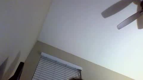 Snapshot of cooldude122222 chatting on January 29, 6:22 am cooldude122222 online show from January 29, 6:22 am