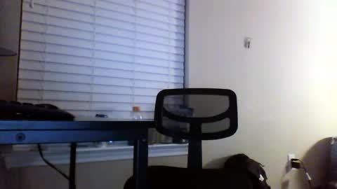 Snapshot of cooldude122222 chatting on February 3, 3:53 am cooldude122222 online show from February 3, 3:53 am