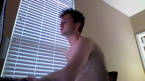 Snapshot of cooldude122222 chatting on February 9, 2:40 pm cooldude122222 online show from February 9, 2:40 pm