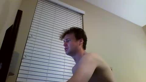 Snapshot of cooldude122222 chatting on February 14, 4:37 am cooldude122222 online show from February 14, 4:37 am